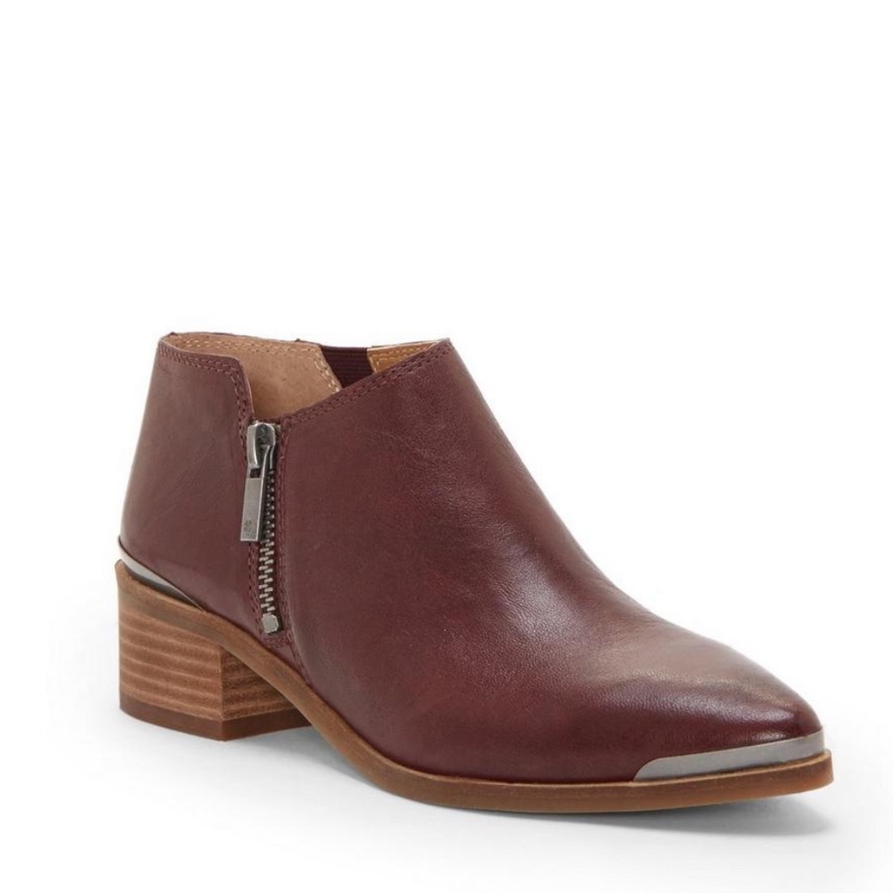 Lucky Brand Bootie Maroon size 6.5